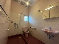 Mayflower Gardens (D20), Terrace #471180091